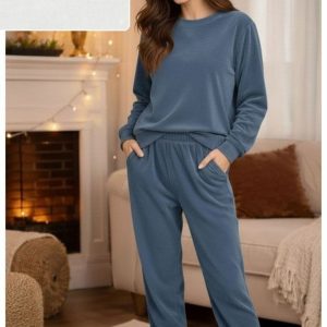 بلوفر "موهير" تركي مستورد – نعومة فائقة ودفء مثالي لموسم الشتاء